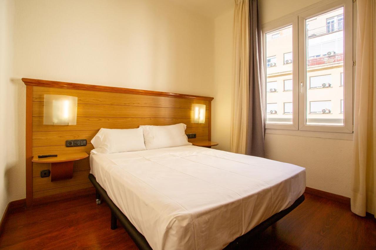 Negresco Gran Via Hotel Мадрид Екстериор снимка